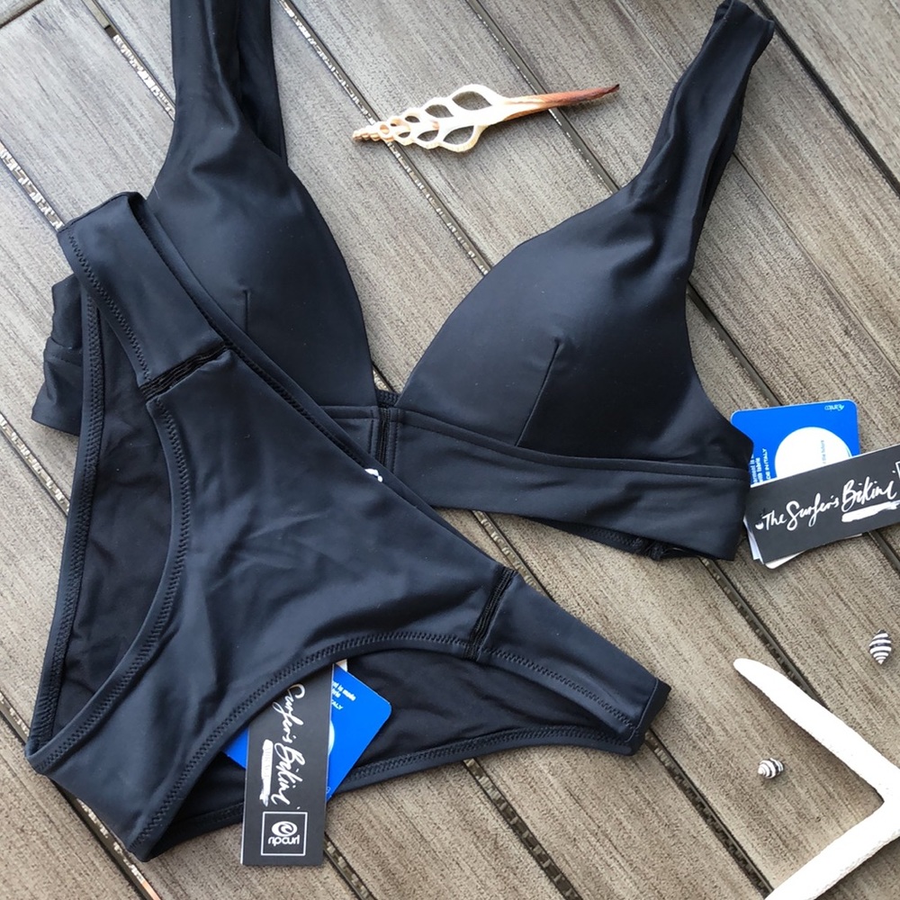 🌴🔆RIP CURL- MIRAGE ULTIMATE BIKINI SET🔆🌴 - Picture 6 of 9